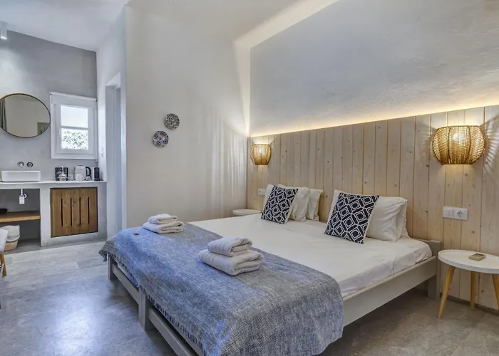 Thalassa Naxos Kastrákion